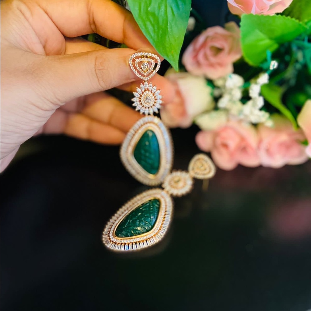 ‼️SOLD‼️Statement earings - Picture 2 of 6